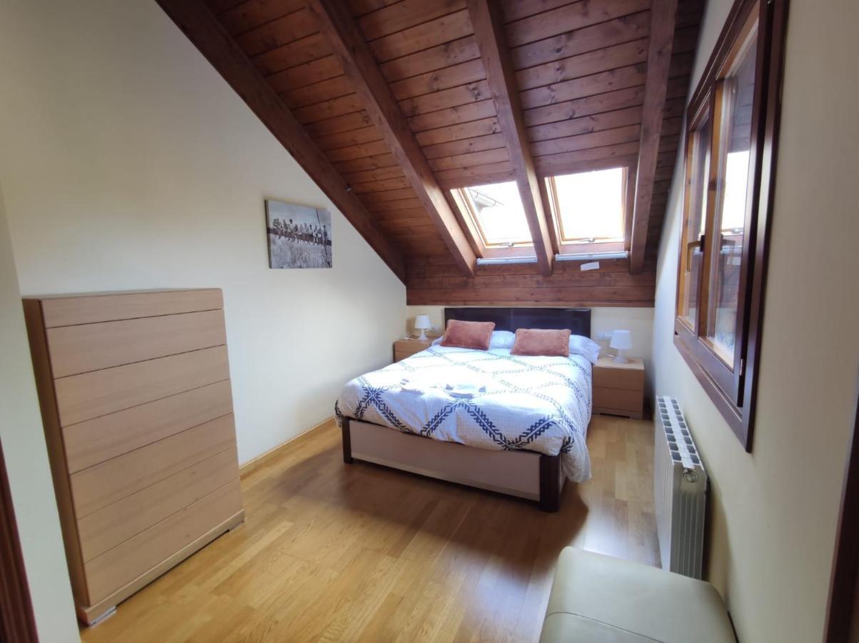 Inmocyma Abetal Grandes Vistas, Con Piscina-linsoles-