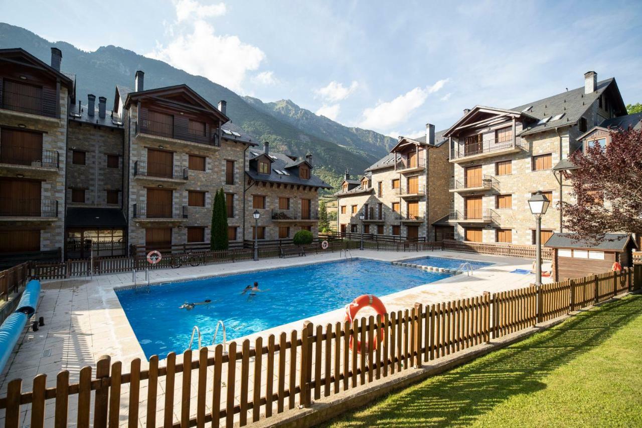 Inmocyma Abetal Grandes Vistas, Con Piscina-linsoles- Appartement
